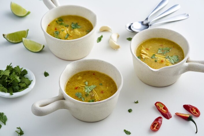 Thailandsk hønsesuppe. (Foto: Matprat) Thailandsk hønsesuppe. (Foto: Matprat)