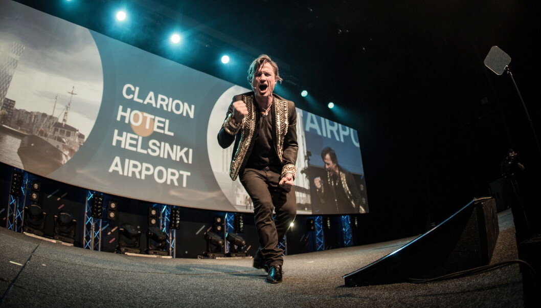 HSMAI-priser til Nordic Choice Hotels og Petter A. Stordalen. (Foto: Elliot & Winter) HSMAI-priser til Nordic Choice Hotels og Petter A. Stordalen. (Foto: Elliot & Winter)