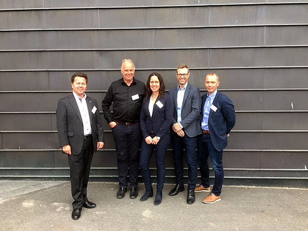 Daglig leder Joe Harald Strand (fra venstre), Tore Engebakken, Lene Gabrielsen, Espen Tho og styreleder Brede Hemma. Henning Brun og Marita Hjermstad Løhren og Bård Fallerød var ikke til stede på møtet. (Foto: BFSN) Daglig leder Joe Harald Strand (fra venstre), Tore Engebakken, Lene Gabrielsen, Espen Tho og styreleder Brede Hemma. Henning Brun og Marita Hjermstad Løhren og Bård Fallerød var ikke til stede på møtet. (Foto: BFSN)