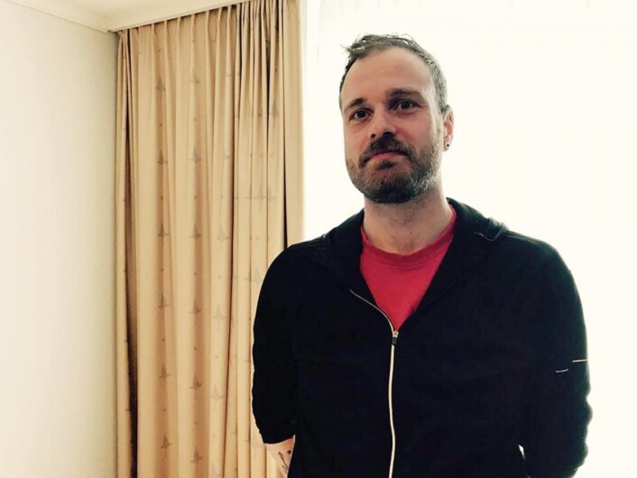 I mange år handlet livet bare om rusen for Jan Ketil Kristiansen. Nå fåt han fast jobb på Scandic Hell. (Foto: Karin Jegtvik, Fides) I mange år handlet livet bare om rusen for Jan Ketil Kristiansen. Nå fåt han fast jobb på Scandic Hell. (Foto: Karin Jegtvik, Fides)