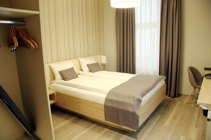Fra ett av rommene på det nyrenoverte hotellet i Oslo sentrum. (Foto: Morten Holt) Fra ett av rommene på det nyrenoverte hotellet i Oslo sentrum. (Foto: Morten Holt)