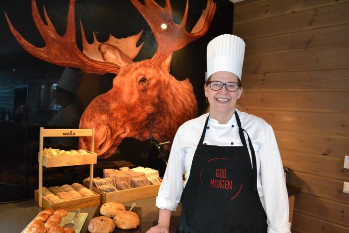 Lillian Nordli er frokostkokk på Scandic Elgstua. (Foto: Scandic Elgstua) Lillian Nordli er frokostkokk på Scandic Elgstua. (Foto: Scandic Elgstua)