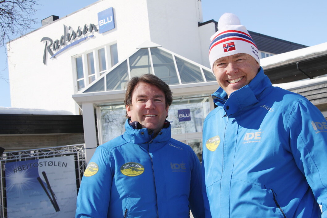 Bjørnar (til venstre) og Atle Hovi kan smile bredt - Beitostølen bare øker sammenlignet med mange andre fjelldestinasjoner. (Foto: Morten Holt) Bjørnar (til venstre) og Atle Hovi kan smile bredt - Beitostølen bare øker sammenlignet med mange andre fjelldestinasjoner. (Foto: Morten Holt)
