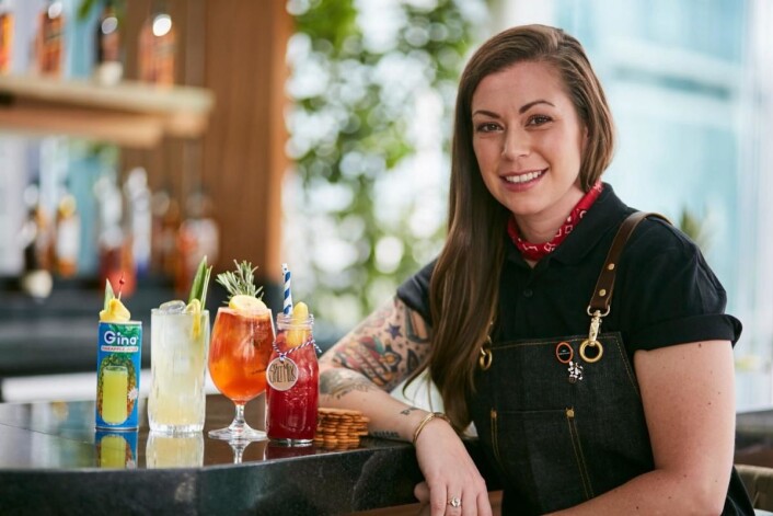 Kaitlyn Stewart med sine fire vinnerdrinker (se oppskrift på drinkene under). (Foto: World Class) Kaitlyn Stewart med sine fire vinnerdrinker (se oppskrift på drinkene under). (Foto: World Class)