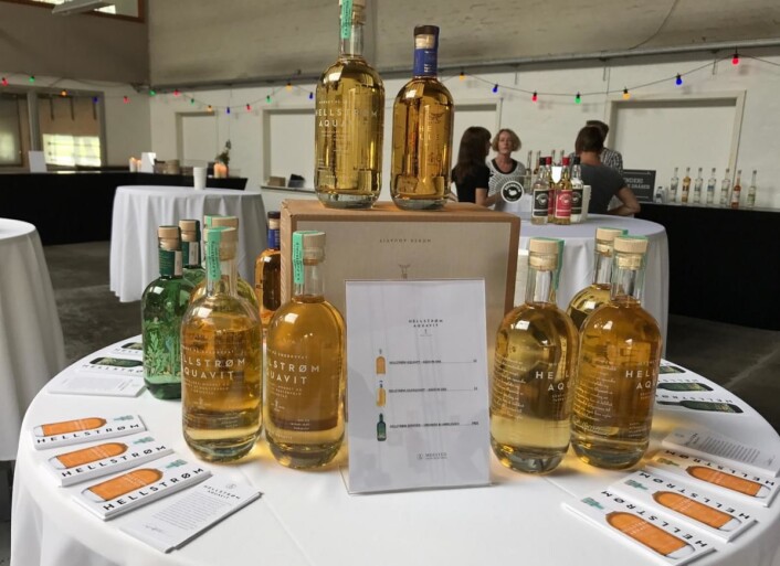 Nå lanseres Hellstrøm Aquavit for fullt i Danmark. (Foto: Moestue) Nå lanseres Hellstrøm Aquavit for fullt i Danmark. (Foto: Moestue)