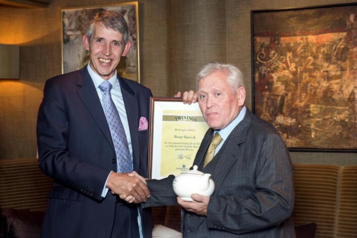 Hedersprisvinner Bengt Bjørsvik sammen med Stephen Twining. (Foto: Ihne Pedersen/Haugen-Gruppen) Hedersprisvinner Bengt Bjørsvik sammen med Stephen Twining. (Foto: Ihne Pedersen/Haugen-Gruppen)