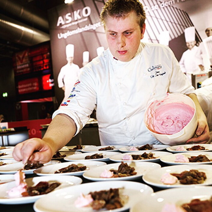 Odd Ivar Haglund var en av de to norske deltakerne. (Foto: S. Pellegrino Young Chef) Odd Ivar Haglund var en av de to norske deltakerne. (Foto: S. Pellegrino Young Chef)
