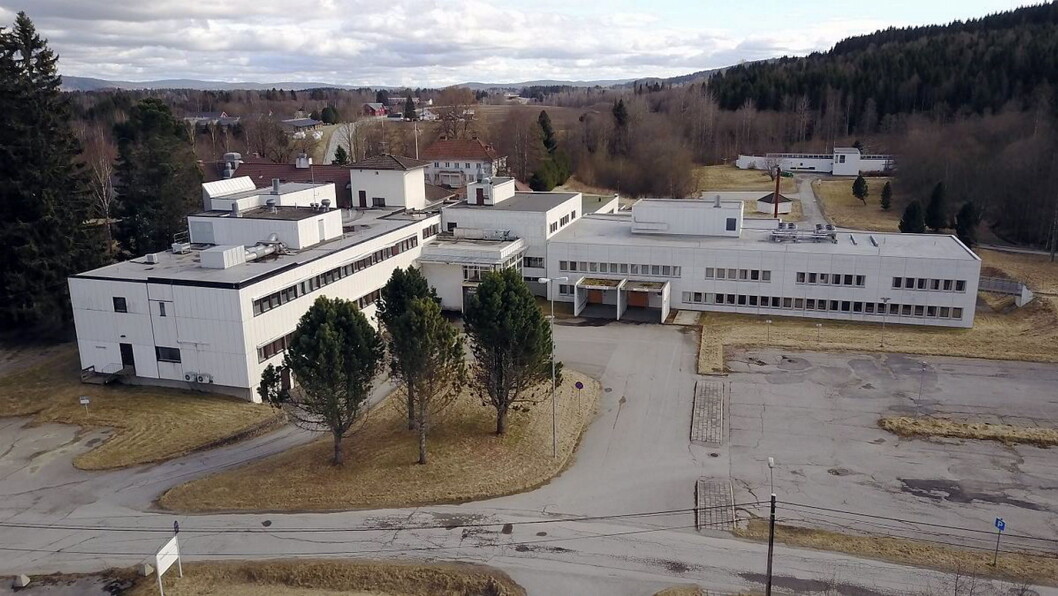 Tidligere Stensby sykehus i Eidsvoll blir nå flyplassmotell. (Foto: Wikipedia) Tidligere Stensby sykehus i Eidsvoll blir nå flyplassmotell. (Foto: Wikipedia)