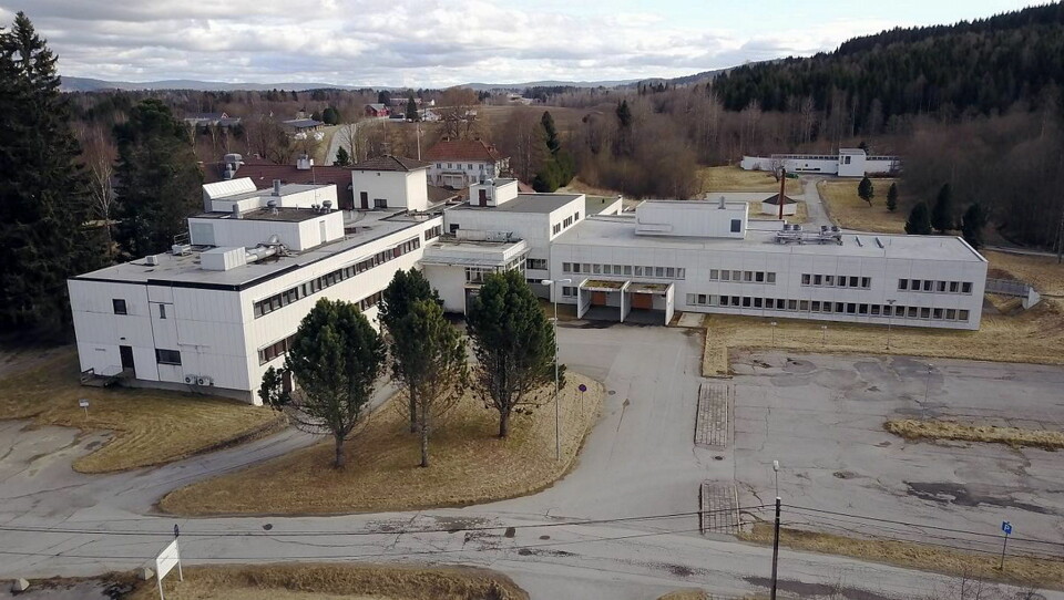 Tidligere Stensby sykehus i Eidsvoll blir nå flyplassmotell. (Foto: Wikipedia)