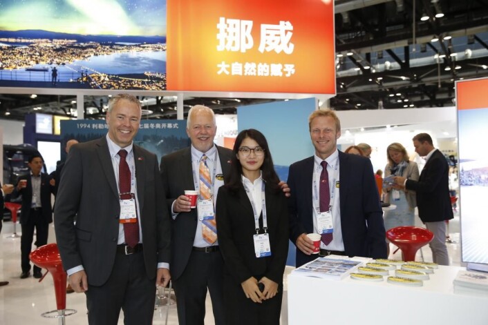 Fra vår deltakelse på World Winter Sport Expo i Beijing i september. Fra venstre Atle Hovi, Beitostølen Resort, Bjørn B Jacobsen, DestinasjonsKirurgene og Tor Håvard Kolbu, Beitostølen Aktiv&Skiskole. (Foto: DestinasjonsKirurgene) Fra vår deltakelse på World Winter Sport Expo i Beijing i september. Fra venstre Atle Hovi, Beitostølen Resort, Bjørn B Jacobsen, DestinasjonsKirurgene og Tor Håvard Kolbu, Beitostølen Aktiv&Skiskole. (Foto: DestinasjonsKirurgene)