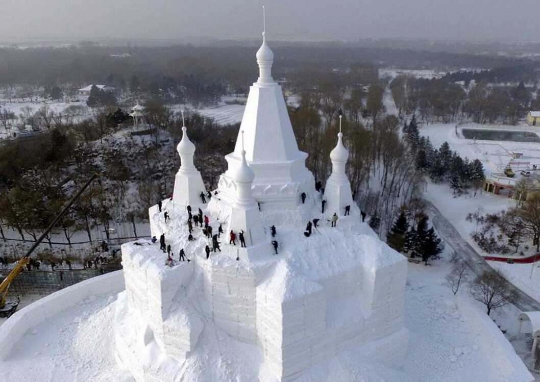 Isskulpturene i Harbin er spektakulære. (Foto: Beitostølen Resort) Isskulpturene i Harbin er spektakulære. (Foto: Beitostølen Resort)