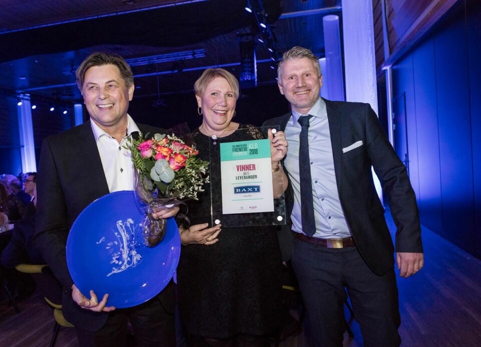 Årets leverandør ble Baxt. Åge Thomassen (fra venstre), Merete Strand og Marius Johannsen mottok prisen på vegne av selskapet. (Foto: Nils Henrik Sjo)