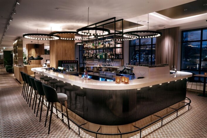 Fra restauranten FireLake på Radisson Blu Atlantic Hotel i Stavanger. (Foto: Rezidor Hotel Group) Fra restauranten FireLake på Radisson Blu Atlantic Hotel i Stavanger. (Foto: Rezidor Hotel Group)
