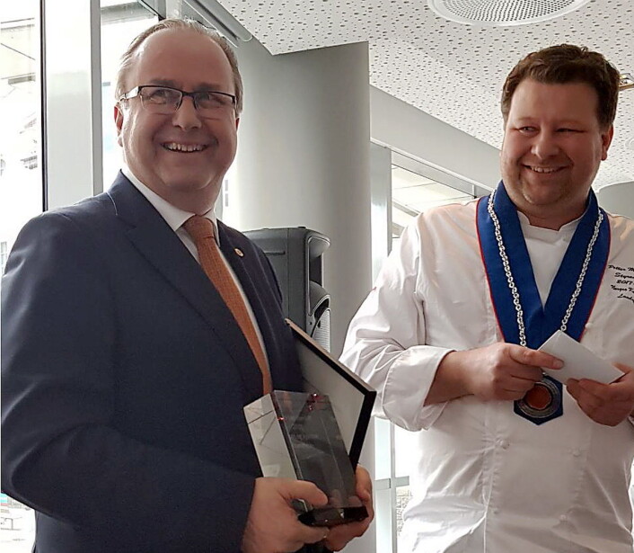 Roar Hildonen sammen med Petter Markussen etter utdelingen. (Foto: NKL) Roar Hildonen sammen med Petter Markussen etter utdelingen. (Foto: NKL)