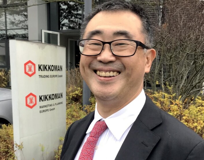 Junichi Sawano leder Kikkoman i Europa. Her foran hovedkontoret i Düsseldorf. (Foto: Morten Holt) Junichi Sawano leder Kikkoman i Europa. Her foran hovedkontoret i Düsseldorf. (Foto: Morten Holt)