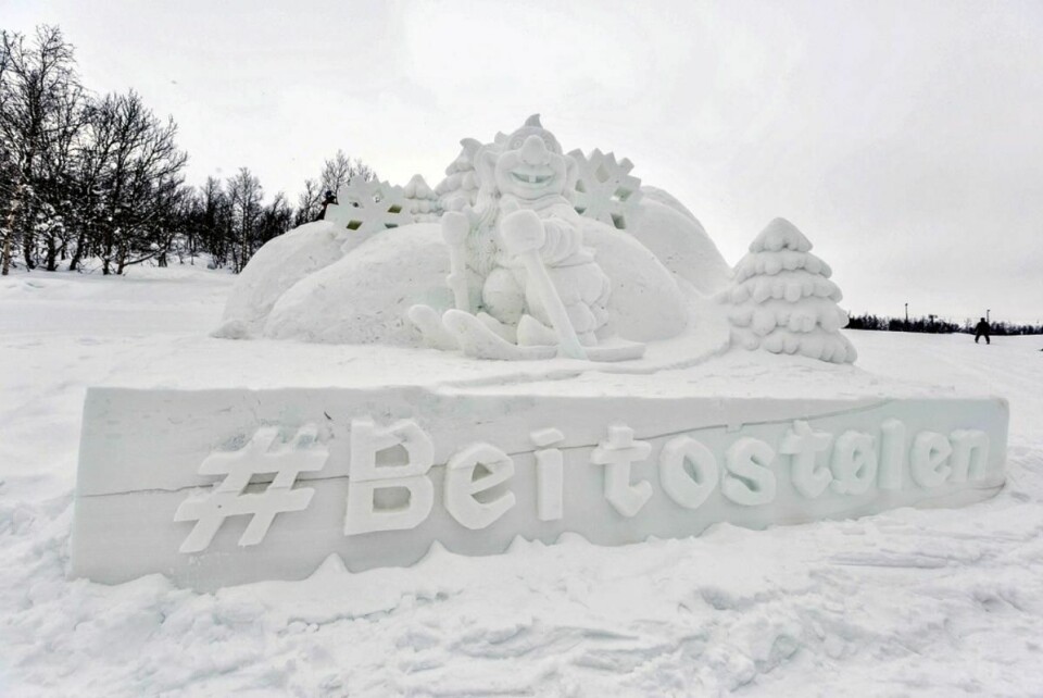Snøskulpturer på Beitostølen. (Foto: DestinasjonsKirurgene)