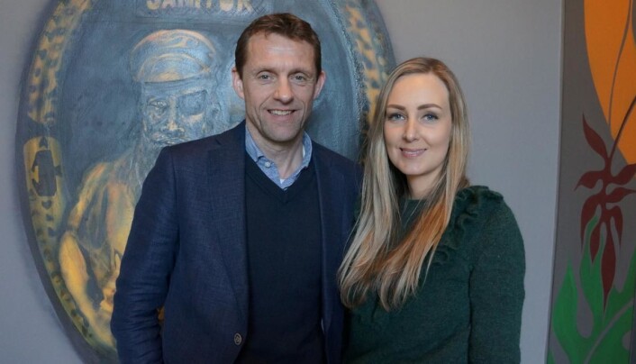 Kjedesjef Ørjan Kjærstad, her sammen med driftsansvarlig Ingvild Bjørneboe-Iversen. (Foto: Smarthotel) Kjedesjef Ørjan Kjærstad, her sammen med driftsansvarlig Ingvild Bjørneboe-Iversen. (Foto: Smarthotel)