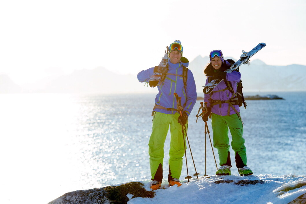 Kokk Fredrik Lundgren og Nina Kristine Madsen-Geelmuyden på tur. (Foto: Norwegian Adventure Company) Kokk Fredrik Lundgren og Nina Kristine Madsen-Geelmuyden på tur. (Foto: Norwegian Adventure Company)
