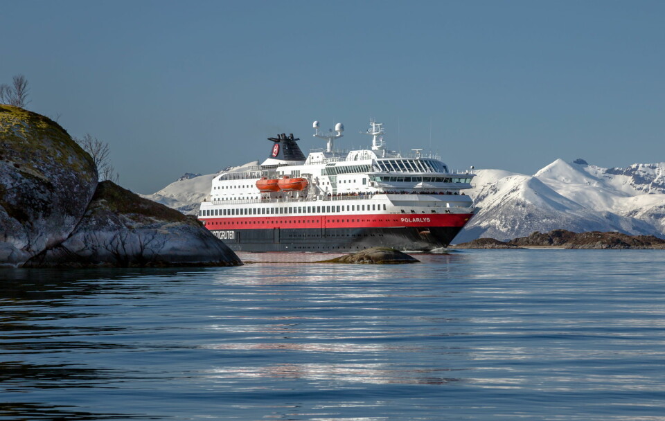 MS Polarlys er et av Hurtigrutens skip som nå skal gjennom en omfattende miljøoppgradering. Fremover skal skipet seile på gass og batteridrift. (Foto: Carsten Pedersen/Hurtigruten)