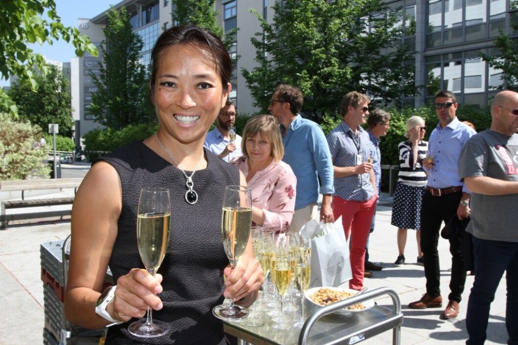 Helene Skjenneberg er administrerende direktør for Leon i Norge og Sverige. Mandag 4. juni åpnes den første restauranten i Skandinavia, i Oslo. (Foto: Karine Hildonen Henriksen) Helene Skjenneberg er administrerende direktør for Leon i Norge og Sverige. Mandag 4. juni åpnes den første restauranten i Skandinavia, i Oslo. (Foto: Karine Hildonen Henriksen)