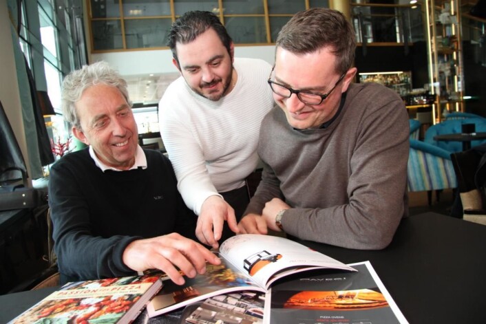 Tore Gjesteland (fra venstre), Raimondo Arnone og Bjørn Vestly står bak Pizza Angels. (Foto: Morten Holt) Tore Gjesteland (fra venstre), Raimondo Arnone og Bjørn Vestly står bak Pizza Angels. (Foto: Morten Holt)