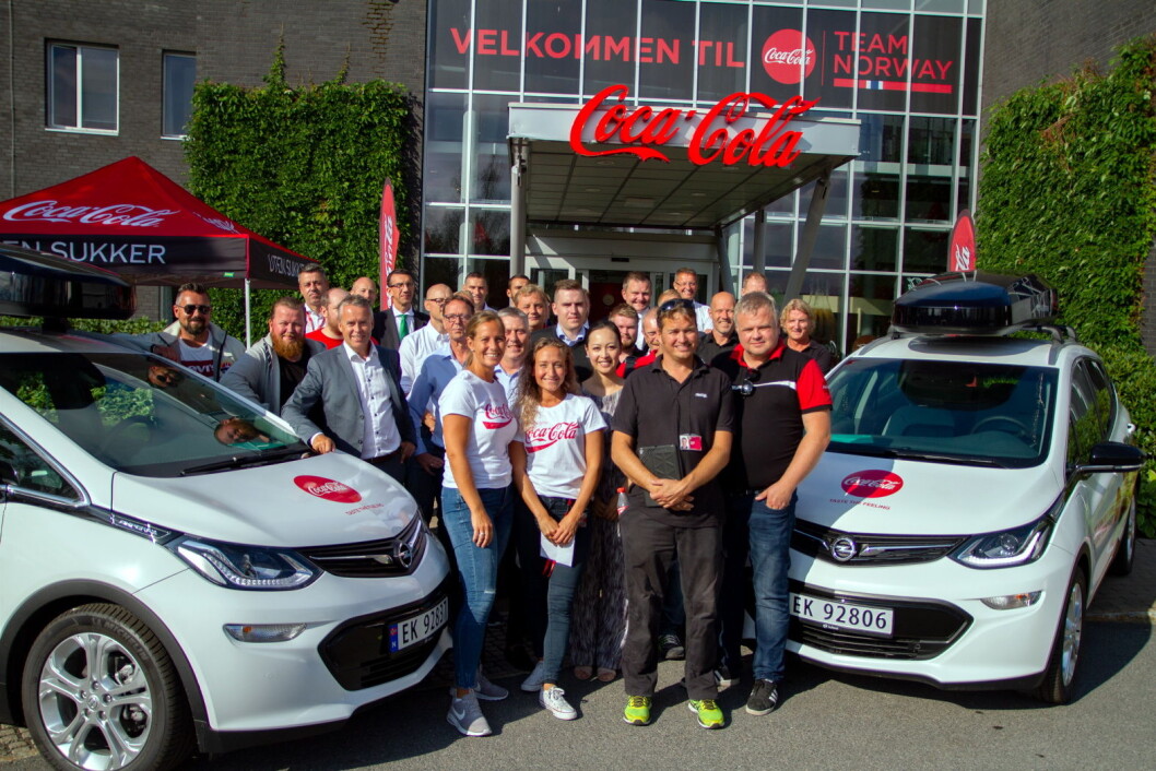 100 medarbeidere bytter til elbiler i løpet av høsten. (Foto: Coca-Cola Norge) 100 medarbeidere bytter til elbiler i løpet av høsten. (Foto: Coca-Cola Norge)