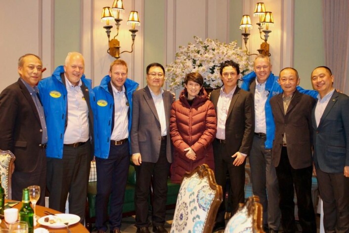Beitostølen stilte med en tung delegasjon i Harbin i Kina første uka i januar i år. Vi ser fra venstre, sammen med lederne for provinsen Heiliongjiang, der 10-millioner-byen Harbin er provinshovedstad; Bjørn B Jacobsen, DestinasjonsKirurgene, Tor Håvard Kolbu, Beitostølen Aktiv & Skiskole, Opplands fylkesvaraordfører Aud Hove, Jose Gabriel Chang Calle, Innovasjon Norge Innlandet ved siden av Atle Hovi, Beitostølen Resort. (Foto; DestinasjonsKirurgene) Beitostølen stilte med en tung delegasjon i Harbin i Kina første uka i januar i år. Vi ser fra venstre, sammen med lederne for provinsen Heiliongjiang, der 10-millioner-byen Harbin er provinshovedstad; Bjørn B Jacobsen, DestinasjonsKirurgene, Tor Håvard Kolbu, Beitostølen Aktiv & Skiskole, Opplands fylkesvaraordfører Aud Hove, Jose Gabriel Chang Calle, Innovasjon Norge Innlandet ved siden av Atle Hovi, Beitostølen Resort. (Foto; DestinasjonsKirurgene)