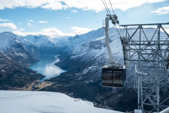 Loen Skylift er også blant de nominerte til Reiselivsprisen. (Foto: Bård Basberg) Loen Skylift er også blant de nominerte til Reiselivsprisen. (Foto: Bård Basberg)