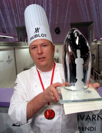 Gunnar Hvarnes tok sølv i Bocuse d'Or Europe 2010. (Foto: Morten Holt) Gunnar Hvarnes tok sølv i Bocuse d'Or Europe 2010. (Foto: Morten Holt)