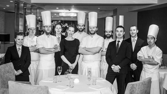 Internasjonal anerkjennelse til staben på Restaurant À L’aise i Oslo. (Foto: Restauranten) Internasjonal anerkjennelse til staben på Restaurant À L’aise i Oslo. (Foto: Restauranten)