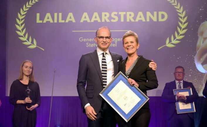 Laila Aarstrand sammen med juryleder Torgeir Silseth. (Foto: Camilla Bergan) Laila Aarstrand sammen med juryleder Torgeir Silseth. (Foto: Camilla Bergan)