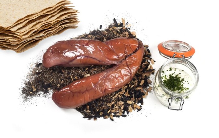 Rogn, rømme, Rørosflatbrød og pepperrot. (Foto: Impulsfoto) Rogn, rømme, Rørosflatbrød og pepperrot. (Foto: Impulsfoto)