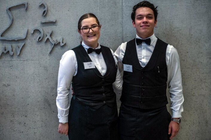 Emily Høgseth Asphaug og David Andres Grønmo Pereira fra Brasserie France vant Norgescup for servitørlærlinger. (Foto: Fredrik Ringe/NKL Rogaland) Emily Høgseth Asphaug og David Andres Grønmo Pereira fra Brasserie France vant Norgescup for servitørlærlinger. (Foto: Fredrik Ringe/NKL Rogaland)