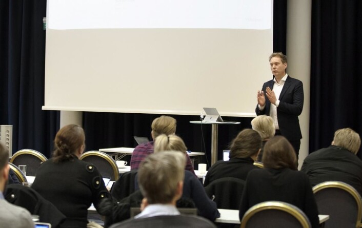 Lars-Kristian Leiro i Verdimat viser muligheter med overskuddsmat. (Foto: Stine Østby) Lars-Kristian Leiro i Verdimat viser muligheter med overskuddsmat. (Foto: Stine Østby)
