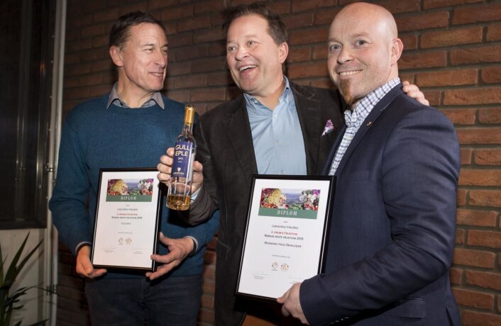Handverkcider med bær fra Balholm vant kategorien fruktvin, men Lerkekåsa Vingård sikret både andre- og tredjeplassen. (Foto: Fredrik Solstad) Handverkcider med bær fra Balholm vant kategorien fruktvin, men Lerkekåsa Vingård sikret både andre- og tredjeplassen. (Foto: Fredrik Solstad)