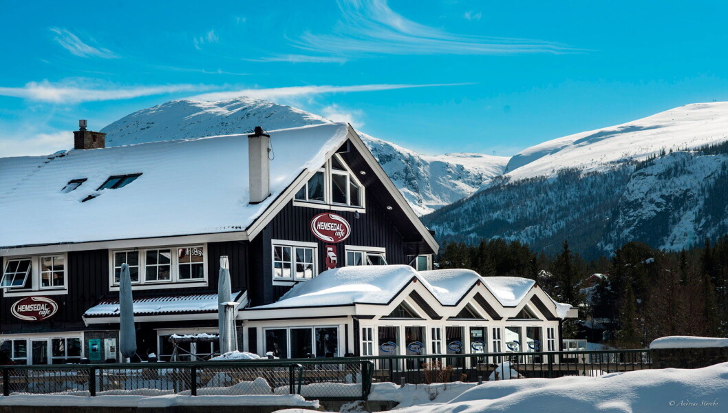 30 år med Hemsedal Cafe. (Foto: Hemsedal Cafe) 30 år med Hemsedal Cafe. (Foto: Hemsedal Cafe)