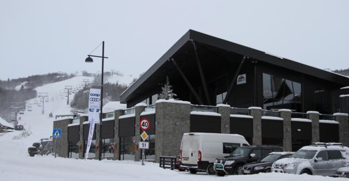 Lodge 900 ligger nederst i alpinbakken på Beitostølen. (Foto: Morten Holt) Lodge 900 ligger nederst i alpinbakken på Beitostølen. (Foto: Morten Holt)
