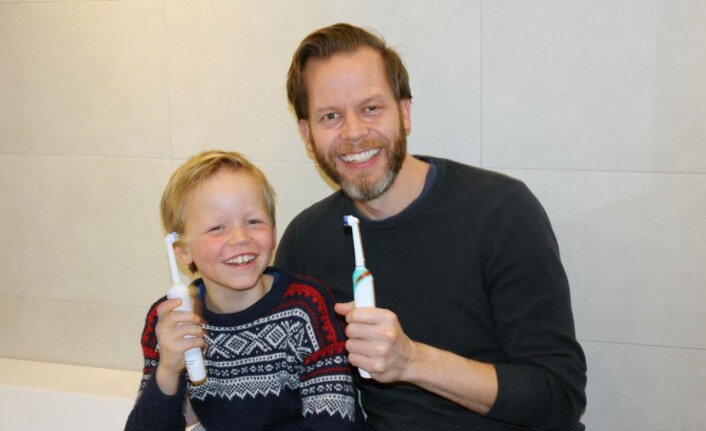Kristian Fredrik Mehus med sønnen Markus. (Foto: Scandic Hotels) Kristian Fredrik Mehus med sønnen Markus. (Foto: Scandic Hotels)