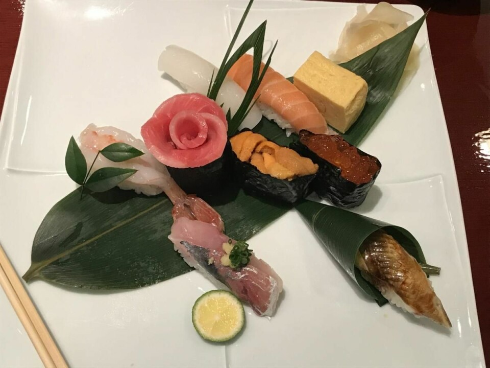 Norsk laks er favoritt-topping når japanske sushimestere lager sushi. (Foto: Christina Neumann/Norges sjømatråd)