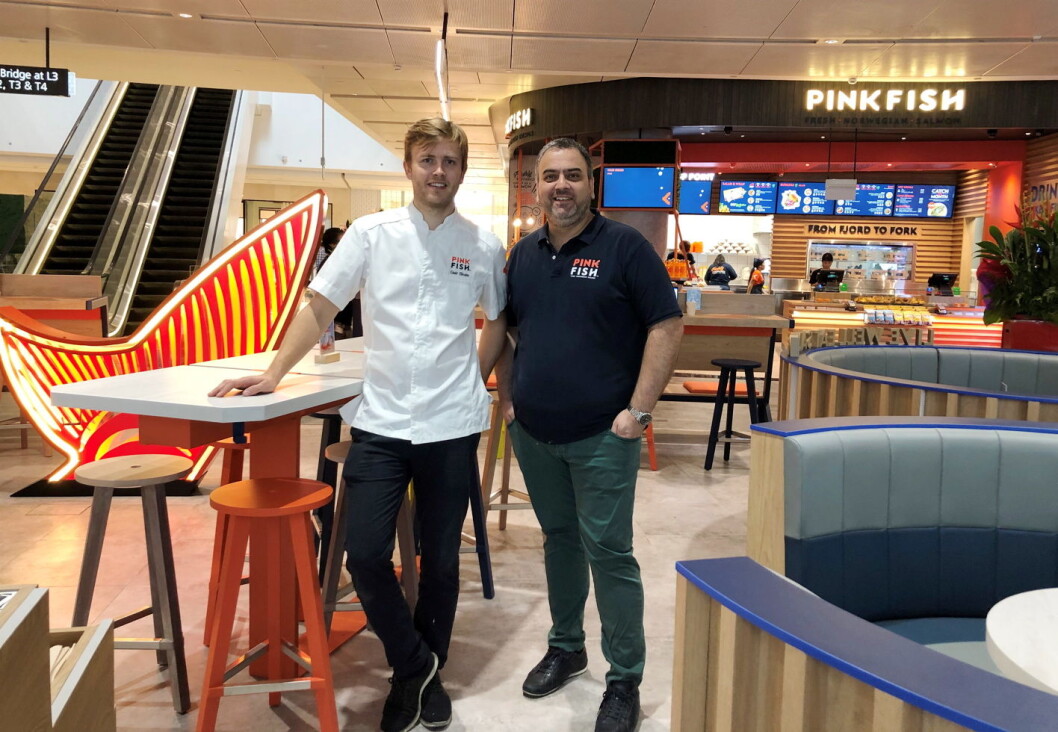 Geir Skeie og Ronny Gjøse i den nye Pink Fish-restauranten i Singapore. (Foto: Pink Fish) Geir Skeie og Ronny Gjøse i den nye Pink Fish-restauranten i Singapore. (Foto: Pink Fish)