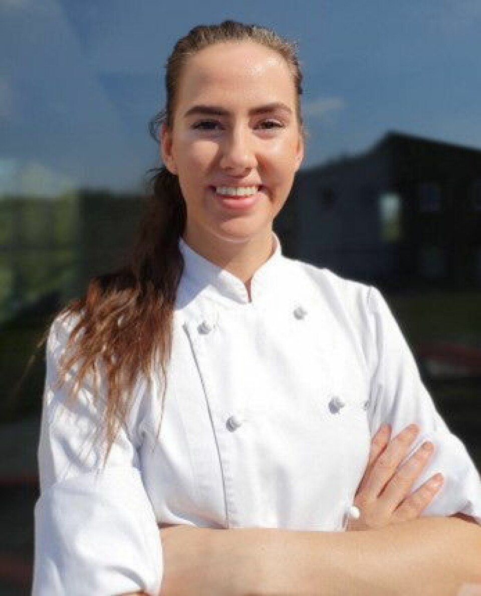 Celine Ekholt fra Kontrast er en av finalistene i «Årets unge kokk» 2019. (Foto: Stiftelsen Årets Kokk)