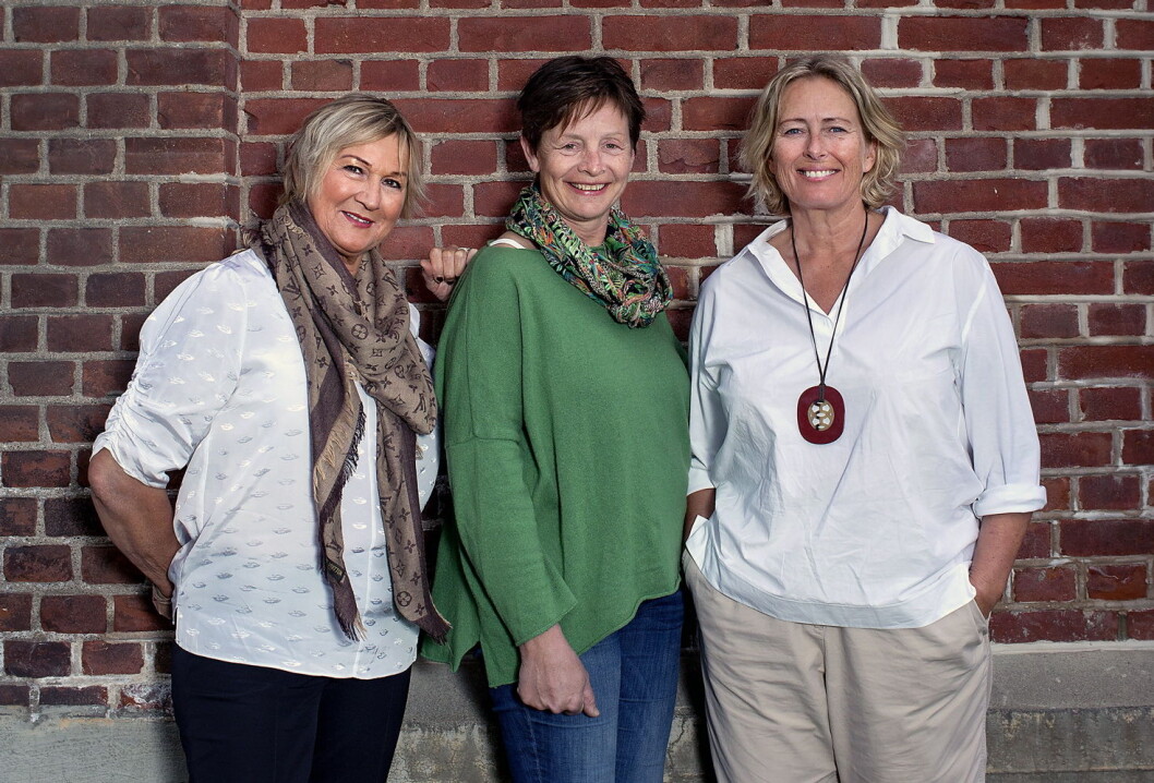 Anita Gylseth (til venstre) driver Anitas Sjømat, Anni Byskov Annis Spisested og Benedikte Ferner Lokstallen på Røykenvik ved Brandbu. (Foto: Mette Møller/Motor) Anita Gylseth (til venstre) driver Anitas Sjømat, Anni Byskov Annis Spisested og Benedikte Ferner Lokstallen på Røykenvik ved Brandbu. (Foto: Mette Møller/Motor)