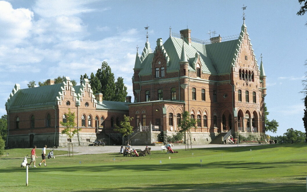 Torreby Slott ligger omkranset av en av Sveriges eldste og flotteste golfbaner. (Foto: Festningshotellene)