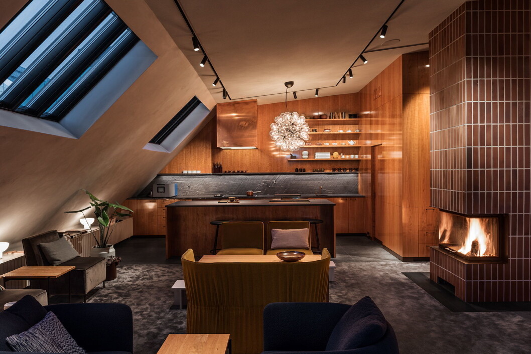 På restaurant Frantzén legges det stor vekt på akustikken med blant annet himliger fra Rockfon. (Foto: Erik Lefvander) På restaurant Frantzén legges det stor vekt på akustikken med blant annet himliger fra Rockfon. (Foto: Erik Lefvander)