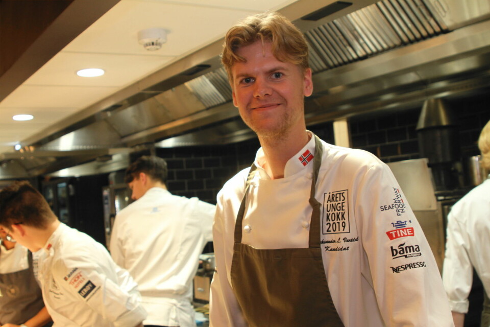 Aleksander Løkkeberg Vartdal er utvilsomt blant de heteste kandidatene til å vinne den første utgaven av Årets unge kokk. (Foto: Morten Holt)
