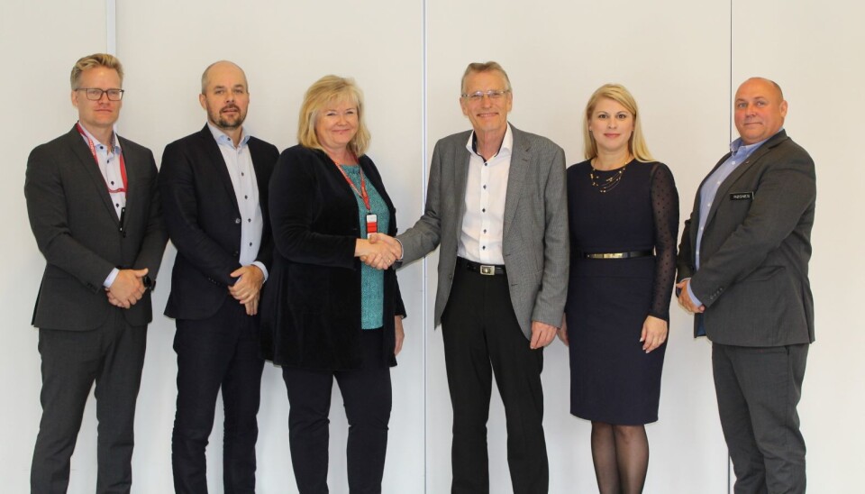 Eurest og FLO ser frem til oppstart 1.november. Fra venstre Christian Lind, Stig Andre Kristiansen og Nina Bruun Taule i Eurest, Torstein Lidtveit Øygarden og Judit Dahl fra FLO og Roger Røsnes fra FPVS. Eurest og FLO ser frem til oppstart 1.november. Fra venstre Christian Lind, Stig Andre Kristiansen og Nina Bruun Taule i Eurest, Torstein Lidtveit Øygarden og Judit Dahl fra FLO og Roger Røsnes fra FPVS.