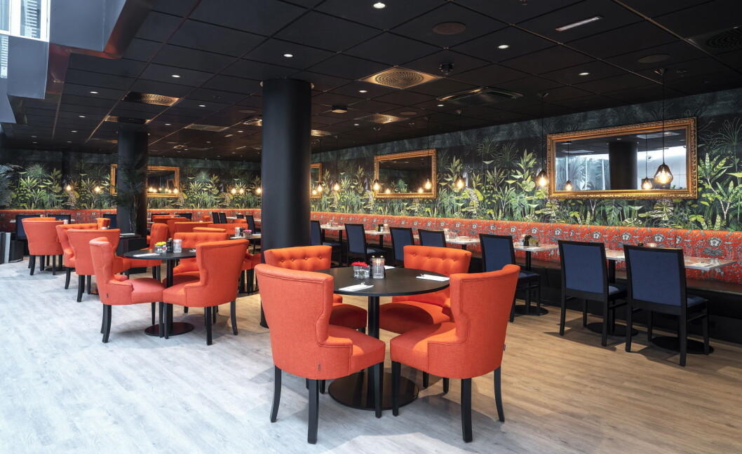 Restauranten på Thon Hotel Cecil serverer nå gratis kveldsmat til hotellgjester. (Foto: Thonhotels.no) Restauranten på Thon Hotel Cecil serverer nå gratis kveldsmat til hotellgjester. (Foto: Thonhotels.no)