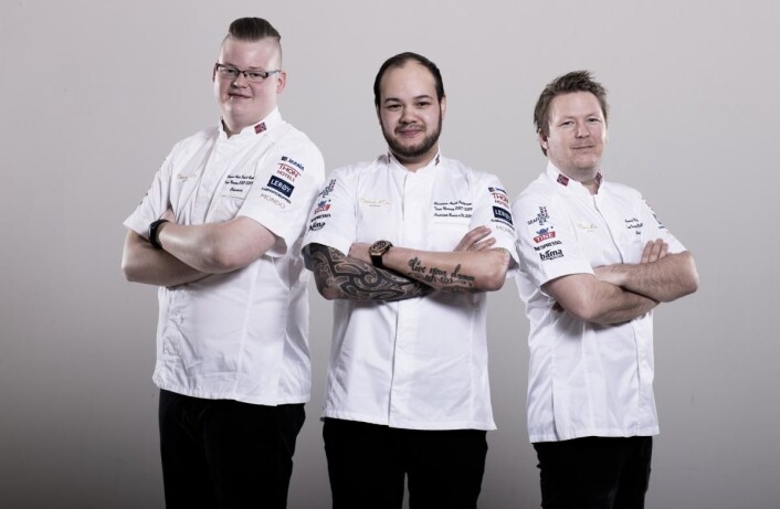 Håvard André Josdal Østebl (til venstre) var commis for Christian André Pettersen i Bocuse d'Or. (Foto: Tom Haga) Håvard André Josdal Østebl (til venstre) var commis for Christian André Pettersen i Bocuse d'Or. (Foto: Tom Haga)