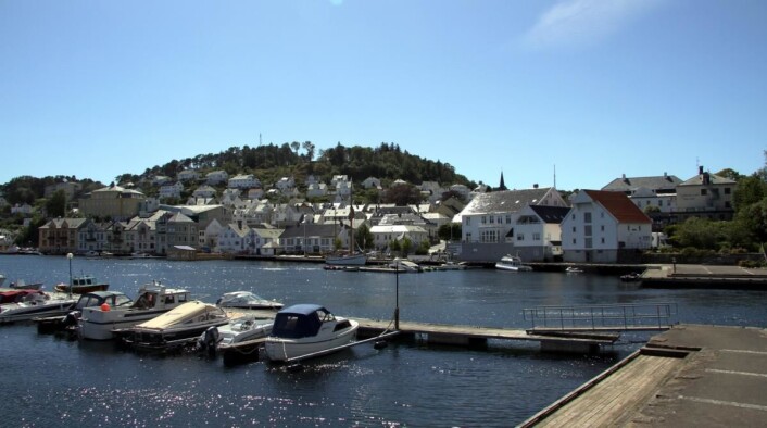 Farsund. Rederiet Hotell helt til høyre i bildet. (Foto: Morten Holt) Farsund. Rederiet Hotell helt til høyre i bildet. (Foto: Morten Holt)
