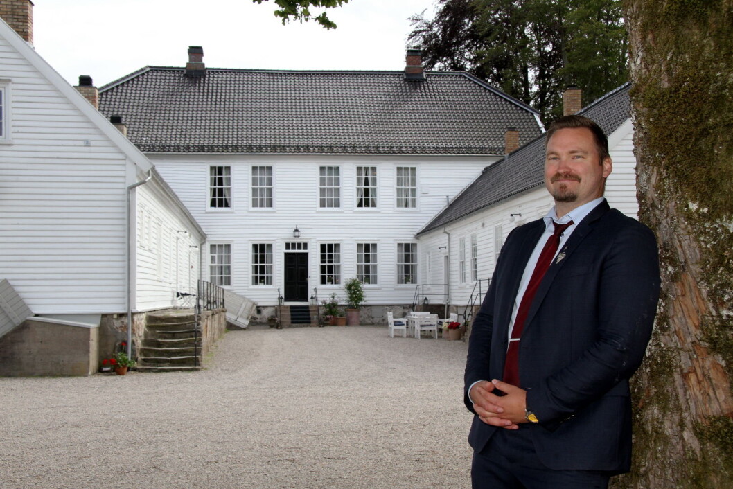 Hovmester og daglig leder på Boen Gård, Dagfinn Galdal, melder om at utbyggingen av antall overnattingsplasser er i gang. (Foto: Morten Holt) Hovmester og daglig leder på Boen Gård, Dagfinn Galdal, melder om at utbyggingen av antall overnattingsplasser er i gang. (Foto: Morten Holt)